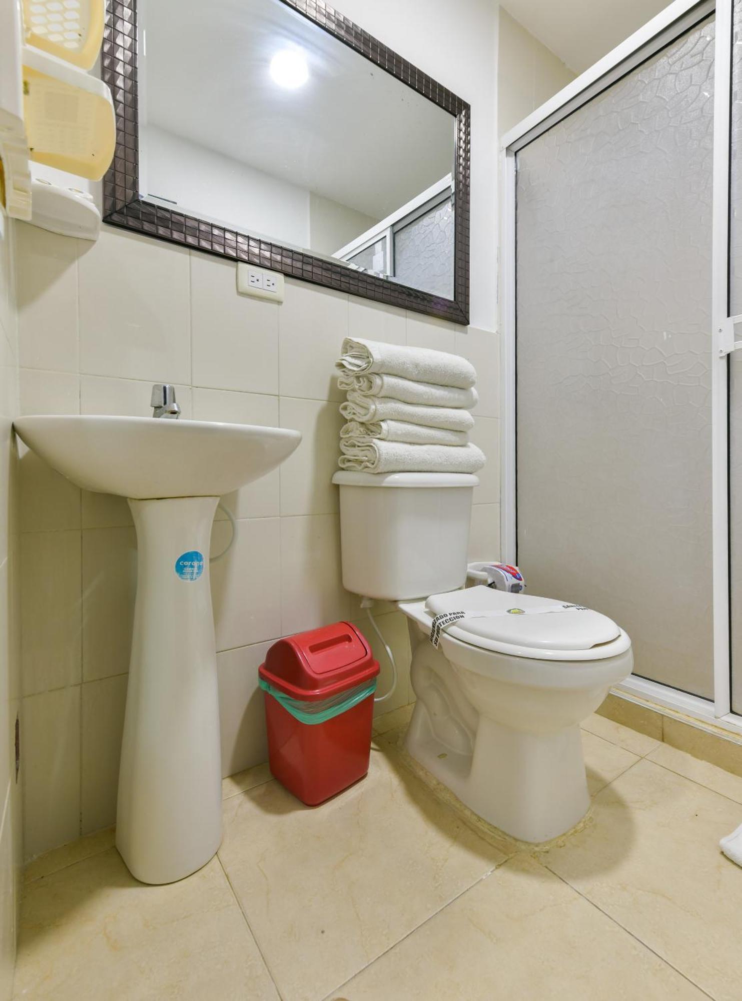 Caribbean Island Hotel Piso 1 San Andrés Buitenkant foto